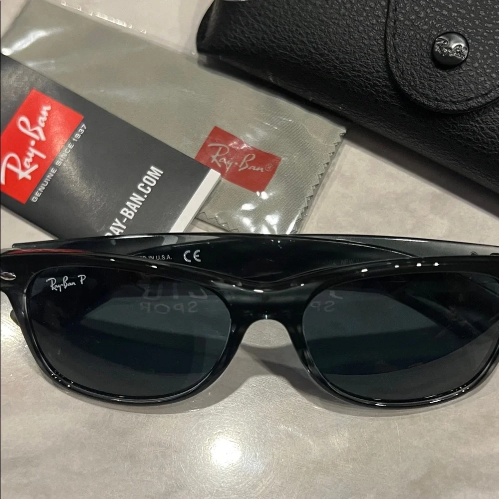 Ray-Ban Glossy Black Sunglasses